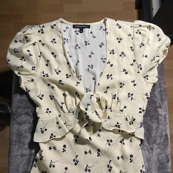 Floral mini dress - Picture 2 of 6